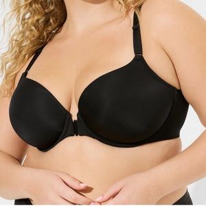 Torrid Perfect T-Shirt Front-Close Bra 38H Black